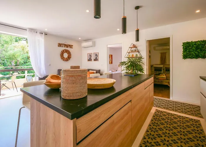 Apartment Private Rooftop St Tropez *